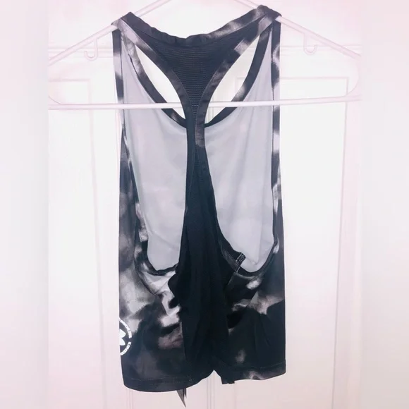 Under Armour Iso Chill tank (S) - Picture 7 of 14